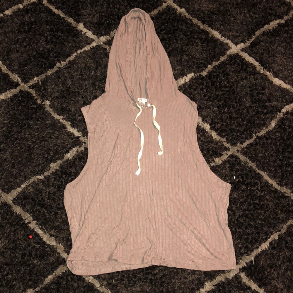 Short sleeve hoodie